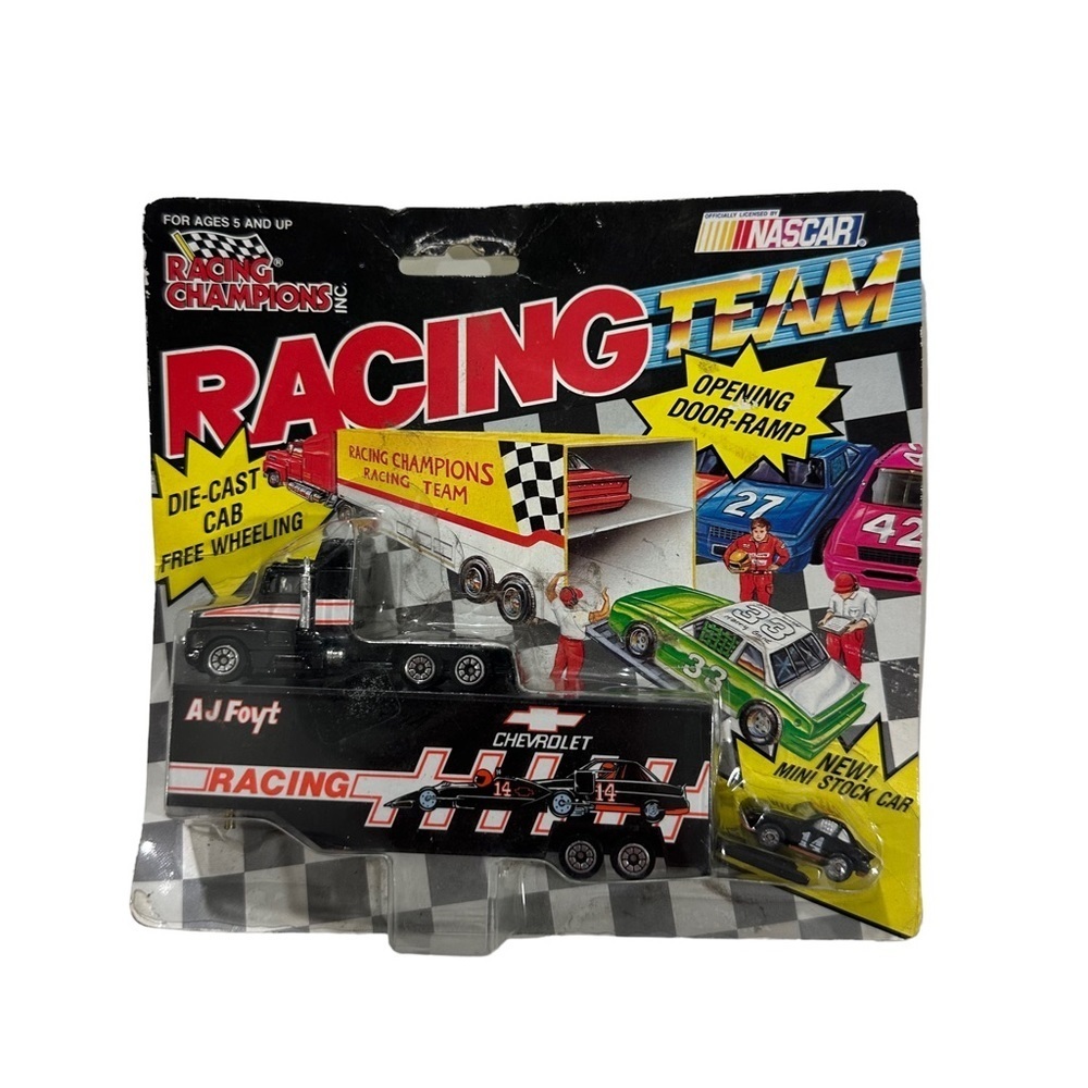 Vintage Racing Champions #14 AJ Foyt Chevrolet Opening Ramp & Mini-Car Diecast